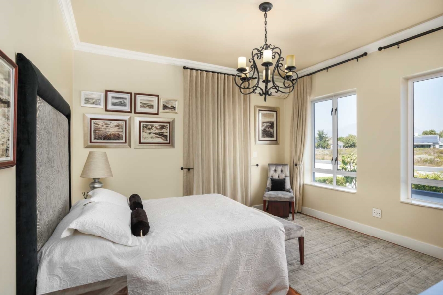 4 Bedroom Property for Sale in Val De Vie Estate Western Cape